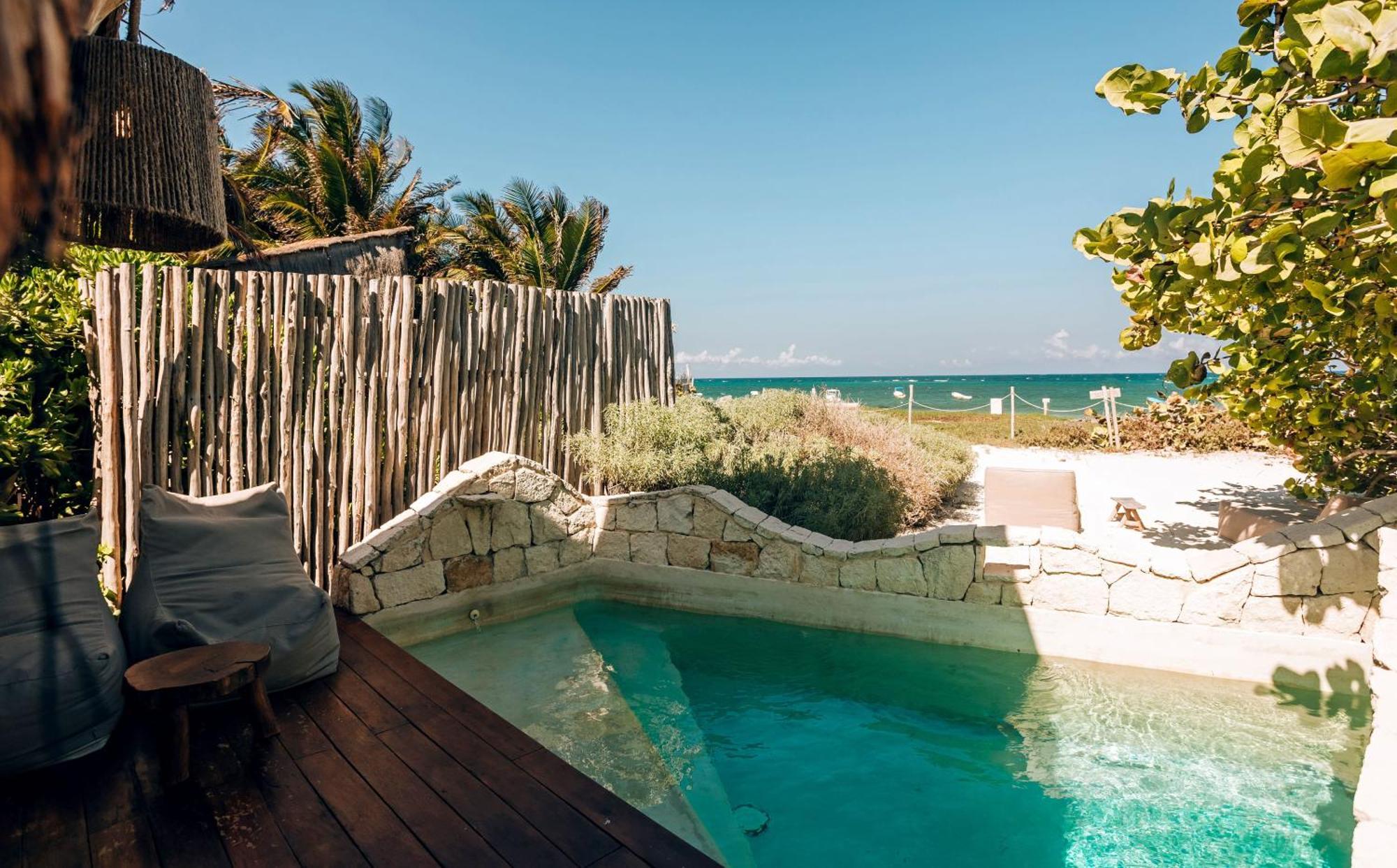 Ikal Tulum Hotel Eksteriør billede Beachfront pool at Habitas Hotel, Tulum, Mexico